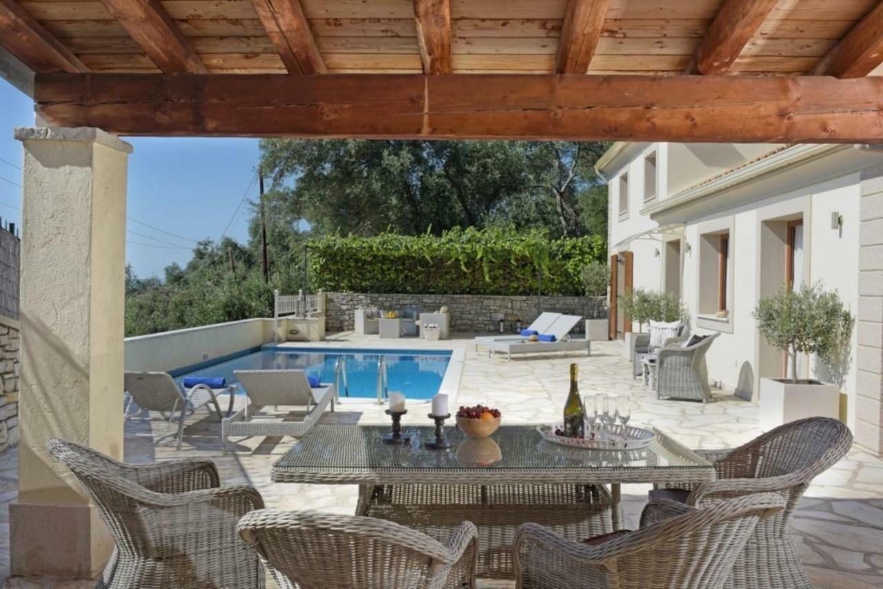 Aleka - Agios Stefanos Ne Corfu Villa *